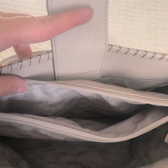 Michael Kors Gray Purse - Picture 5 of 8